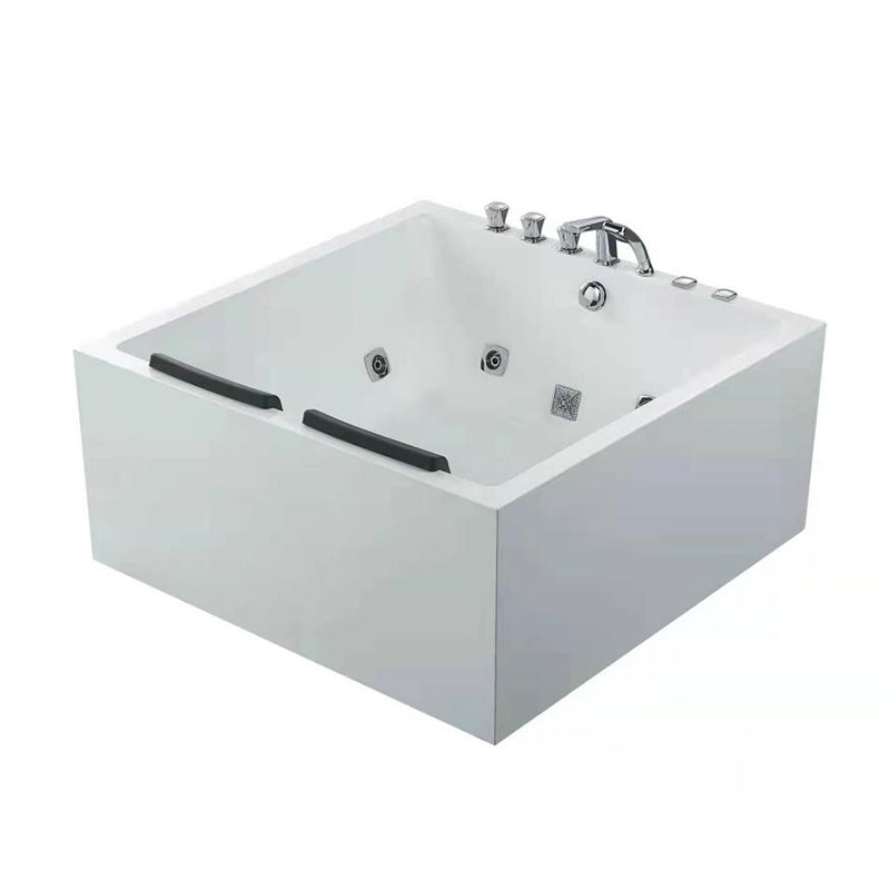 Karaniwang Freestanding Soaking Tub